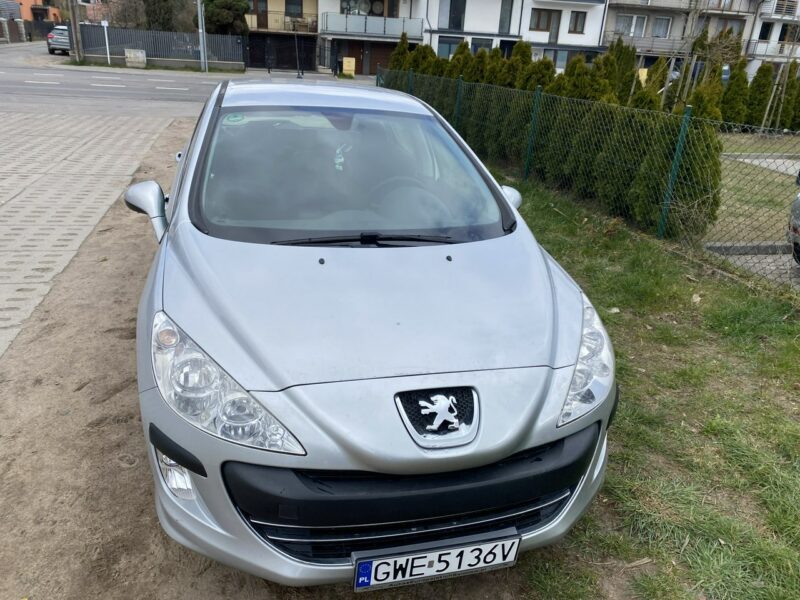 Peugeot 308 Benzyna, klimatyzacja, 8 airbag, tempomat, hak, drugie koła alufelgi T7 (2008-2013)