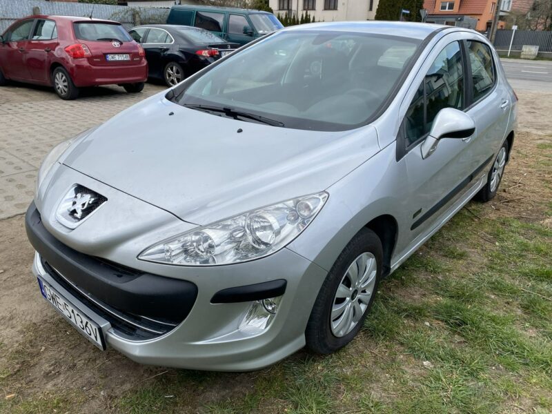 Peugeot 308 Benzyna, klimatyzacja, 8 airbag, tempomat, hak, drugie koła alufelgi T7 (2008-2013)