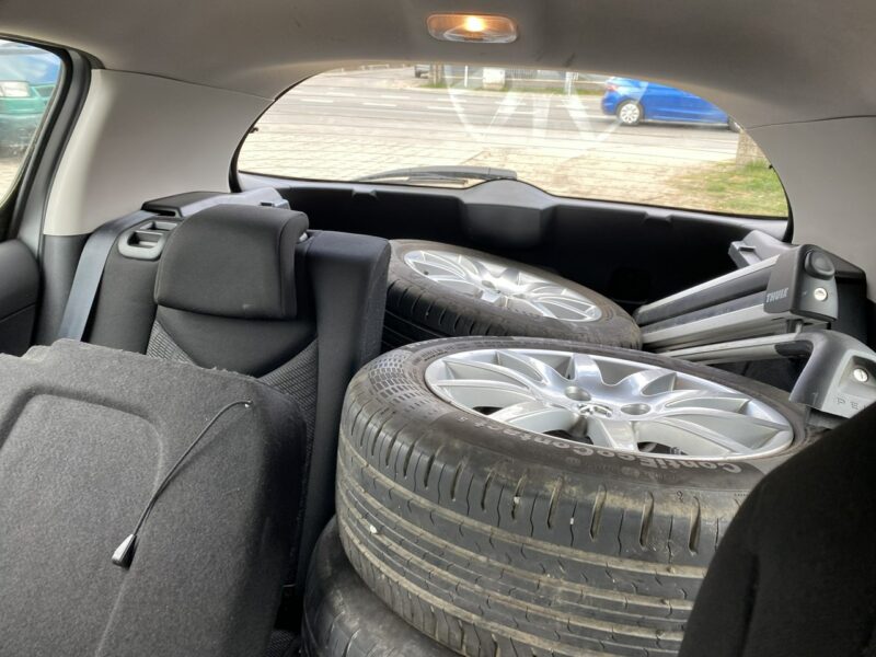 Peugeot 308 Benzyna, klimatyzacja, 8 airbag, tempomat, hak, drugie koła alufelgi T7 (2008-2013)