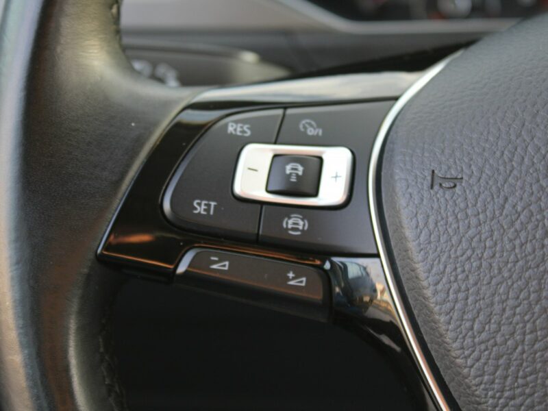 Volkswagen T-Roc Advance 150HP Led F-vat Salon Polska Gwarancja