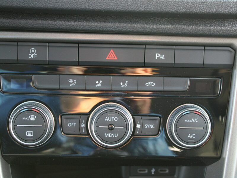 Volkswagen T-Roc Advance 150HP Led F-vat Salon Polska Gwarancja