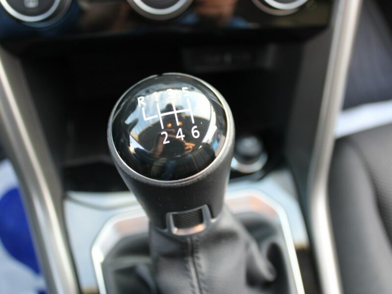 Volkswagen T-Roc Advance 150HP Led F-vat Salon Polska Gwarancja