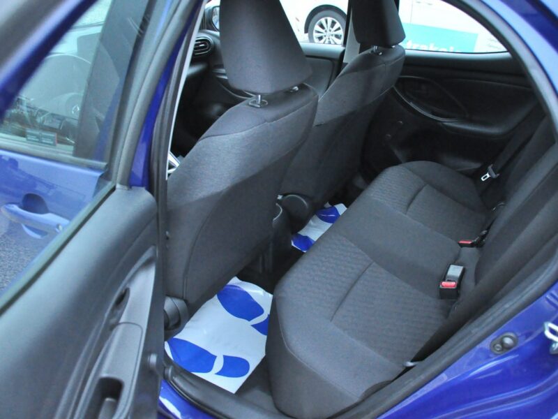 Toyota Yaris 1.5 Dynamic Force 125KM Comfort Kamera IV (2020-)