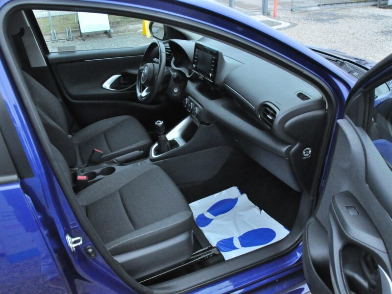 Toyota Yaris 1.5 Dynamic Force 125KM Comfort Kamera IV (2020-)