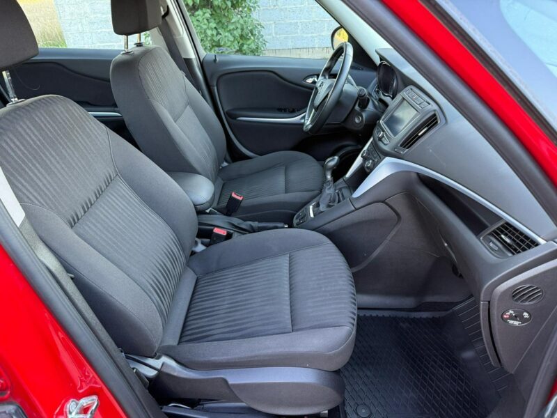 Opel Zafira 1.6T 150KM LPG 2017r 105 tys przebieg 7 osobowa C (2011-)