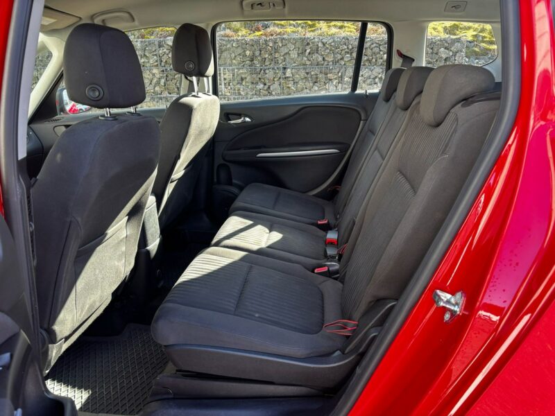 Opel Zafira 1.6T 150KM LPG 2017r 105 tys przebieg 7 osobowa C (2011-)