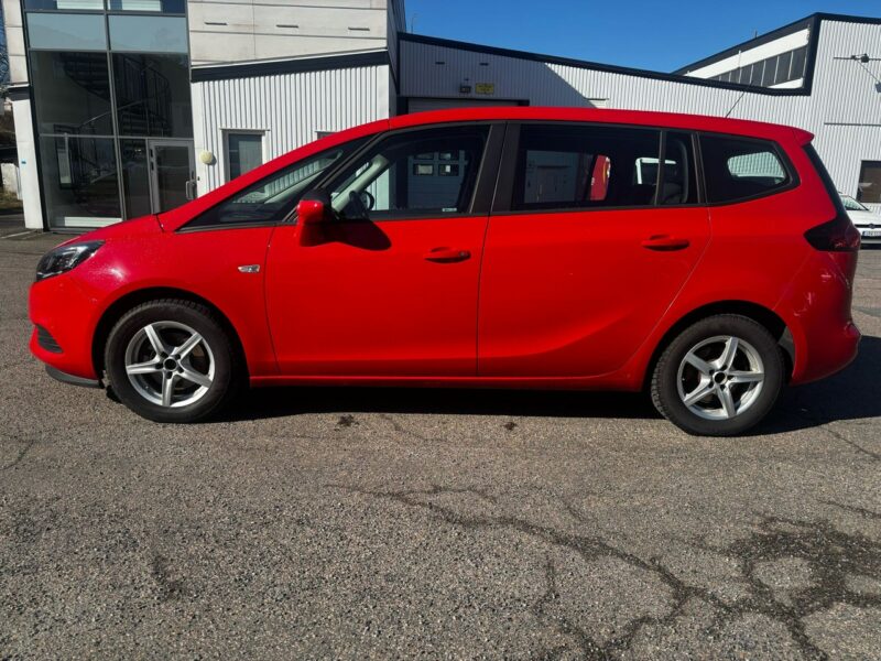 Opel Zafira 1.6T 150KM LPG 2017r 105 tys przebieg 7 osobowa C (2011-)