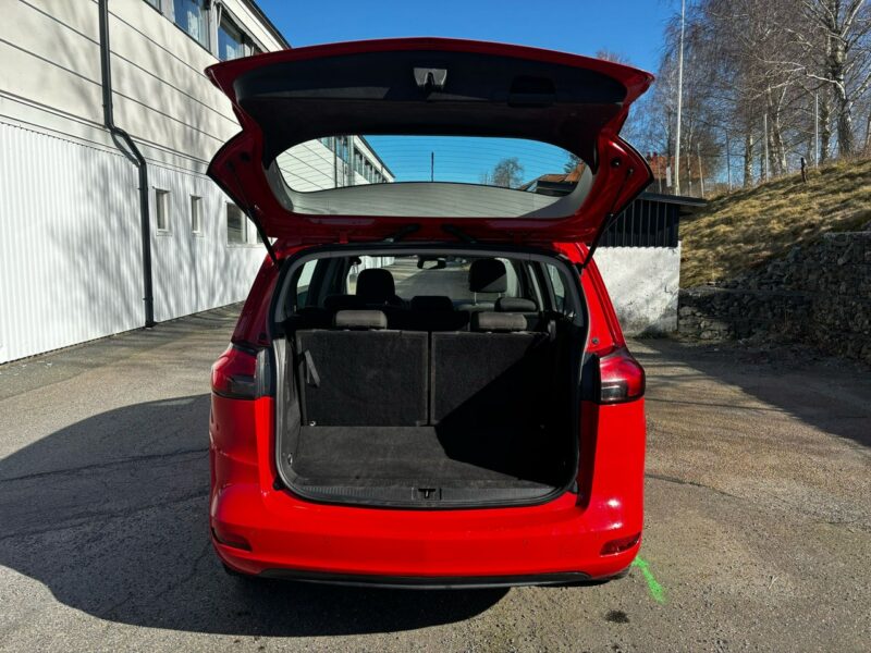 Opel Zafira 1.6T 150KM LPG 2017r 105 tys przebieg 7 osobowa C (2011-)