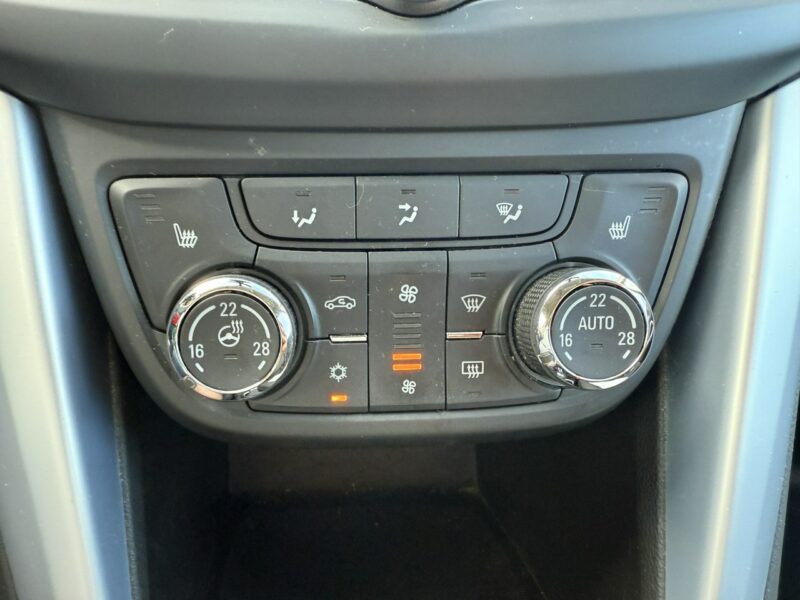 Opel Zafira 1.6T 150KM LPG 2017r 105 tys przebieg 7 osobowa C (2011-)