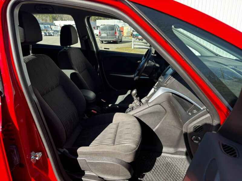 Opel Zafira 1.6T 150KM LPG 2017r 105 tys przebieg 7 osobowa C (2011-)
