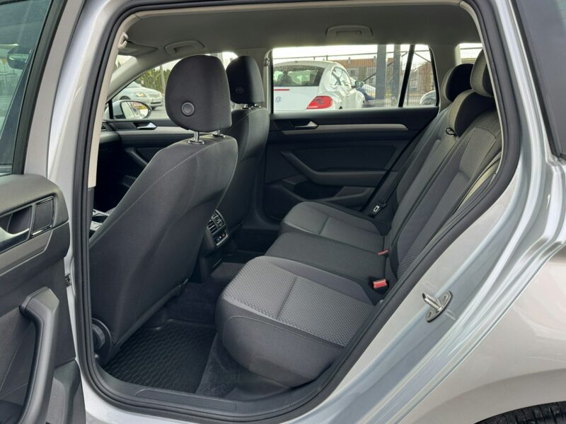 Volkswagen Passat *PL Salon*FULL LED*Potwierdzony Przebieg*Roczna Gwarancja Techniczna* B8 (2014-2023)