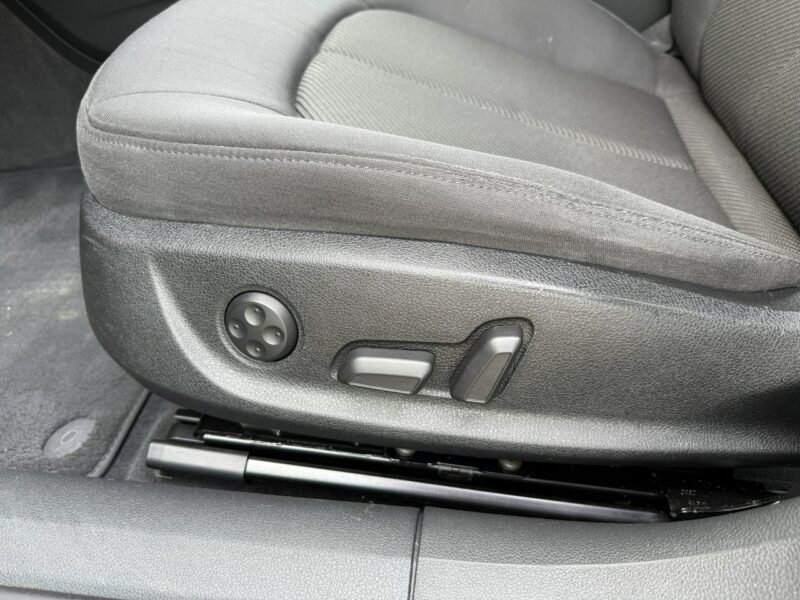 Audi A6 3.0 tdi 245KM quattro z Niemiec bezwypadkowa sedan zadbana ledy xenon C7 (2011-)