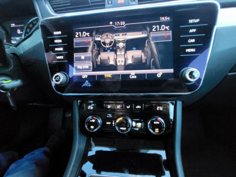 Škoda Superb Salon Polska 1Właściciel Bezwypadkowy Dealer Samochodów z Polskich III (2015-2023)