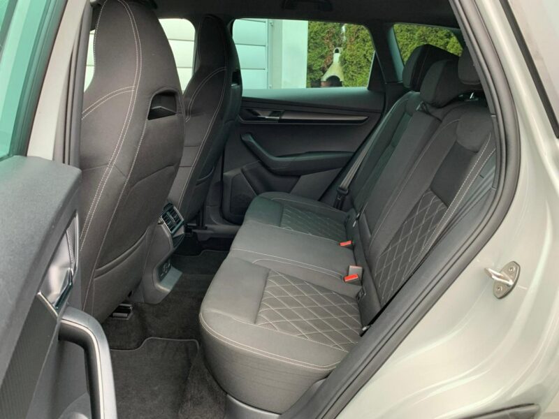 Škoda Karoq 1.5 150 DSG SportLine Virtual Kamera Ambiente