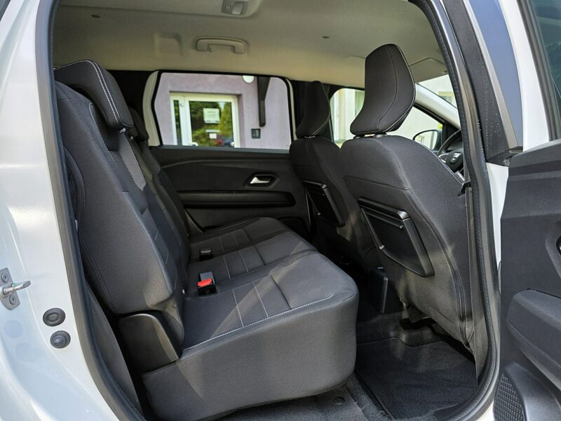 Dacia Jogger serwis ASO, nawigacja, Full Led