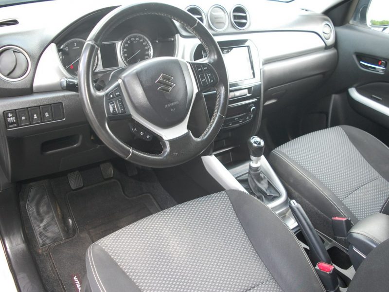 Suzuki Vitara Pierwsza-rej 2016,Kamera,Navi II (2015-2019)