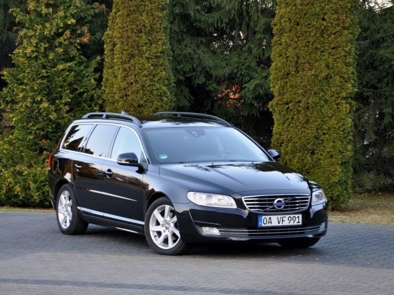 Volvo V70 2.0d(181KM)*D4*Lift*Led*Xenon*Navi*Skóry*Virtual Cokpit*Alu17"FUL*ASO III (2007-)