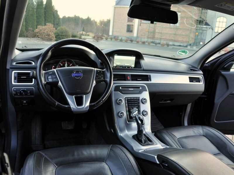 Volvo V70 2.0d(181KM)*D4*Lift*Led*Xenon*Navi*Skóry*Virtual Cokpit*Alu17"FUL*ASO III (2007-)