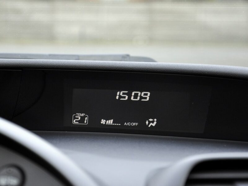 Honda Civic 1,8i-Vtec 140KM SPORT/Serwisowany/Parktronic/Alufelgi/USB/Model2011 VIII (2006-2011)
