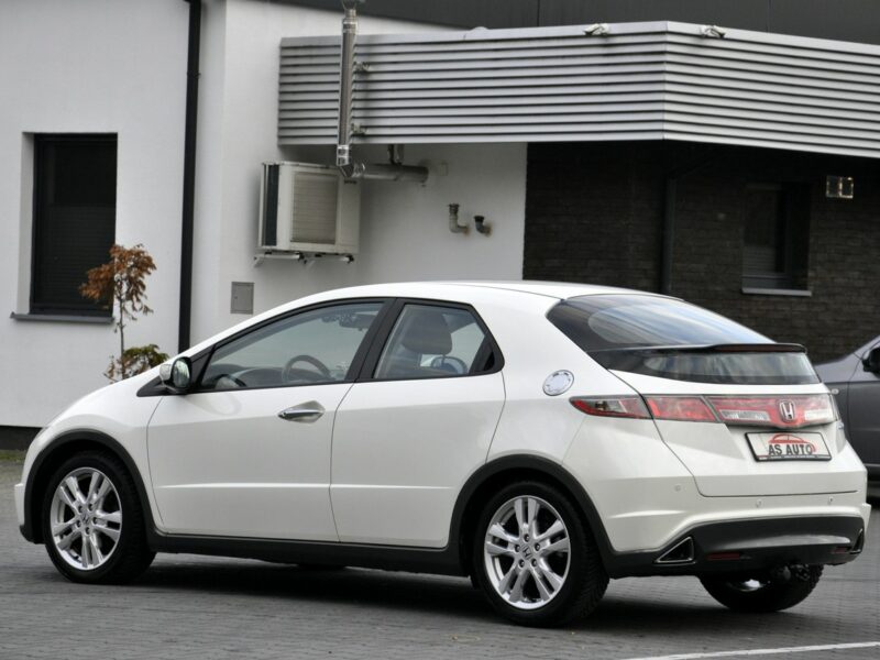 Honda Civic 1,8i-Vtec 140KM SPORT/Serwisowany/Parktronic/Alufelgi/USB/Model2011 VIII (2006-2011)