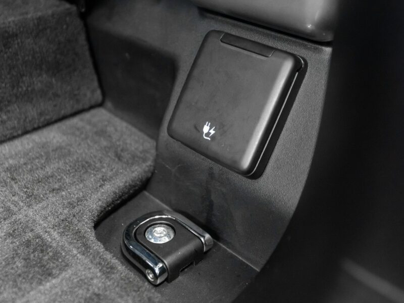 Land Rover Defender 130 5.0 V8 500KM. Jedyny taki. Bezwypadkowy. Gwarancja 11.2028. IV (2019-)