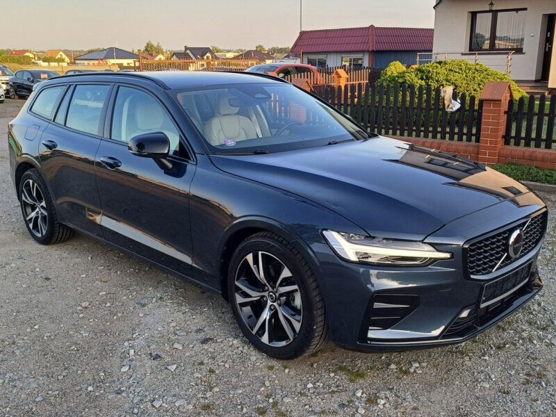 Volvo V60 Mild Hybrid Przebieg: 12.500 km II (2018-)