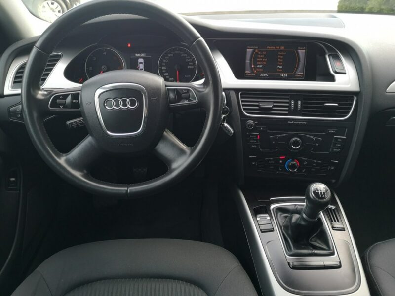 Audi A4 2.0TDI 136KM Klimatronik Tempomat Ledy Bi xenon Serwis Gwarancja B8 (2007-2015)