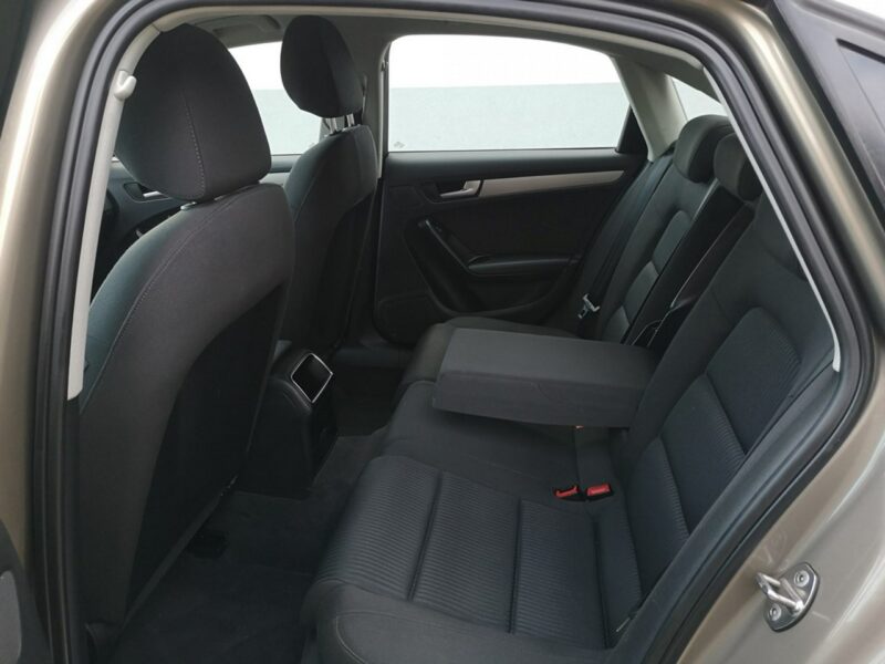 Audi A4 2.0TDI 136KM Klimatronik Tempomat Ledy Bi xenon Serwis Gwarancja B8 (2007-2015)