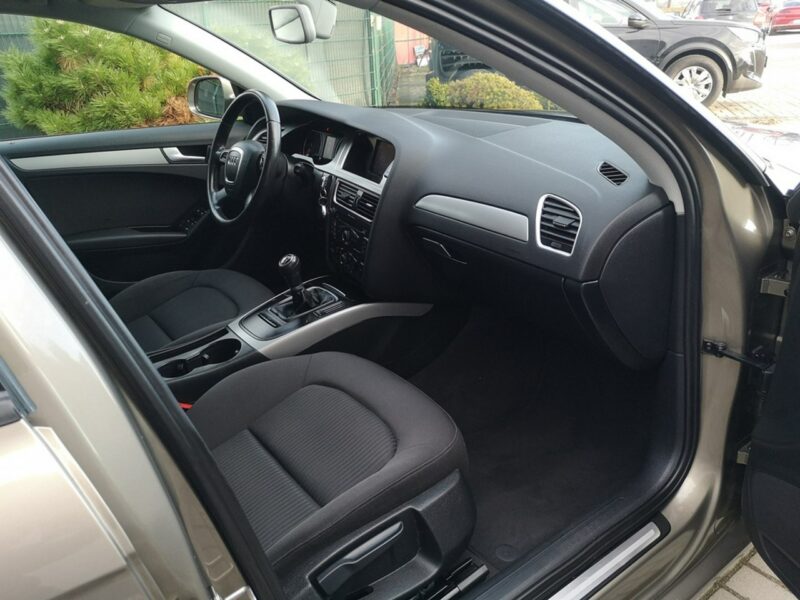 Audi A4 2.0TDI 136KM Klimatronik Tempomat Ledy Bi xenon Serwis Gwarancja B8 (2007-2015)