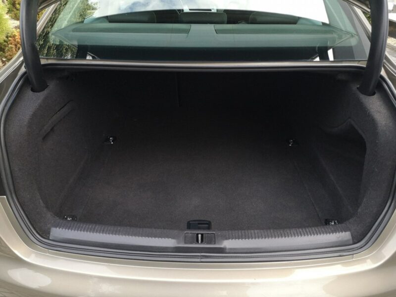 Audi A4 2.0TDI 136KM Klimatronik Tempomat Ledy Bi xenon Serwis Gwarancja B8 (2007-2015)