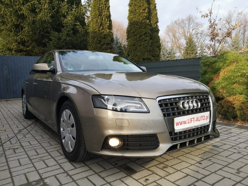Audi A4 2.0TDI 136KM Klimatronik Tempomat Ledy Bi xenon Serwis Gwarancja B8 (2007-2015)