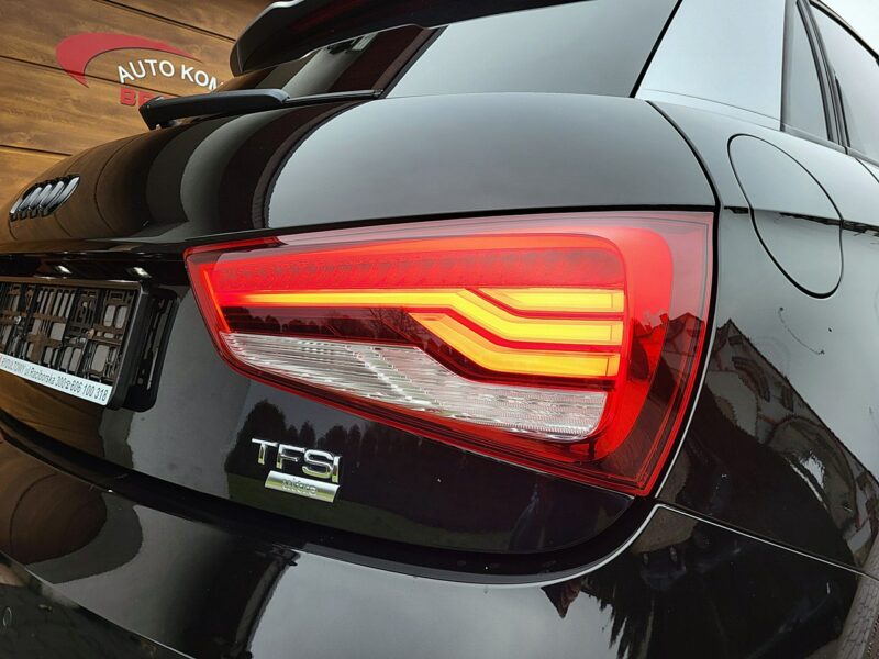 Audi A1 serwis ASO, S Line, Full Led 8X (2010-)