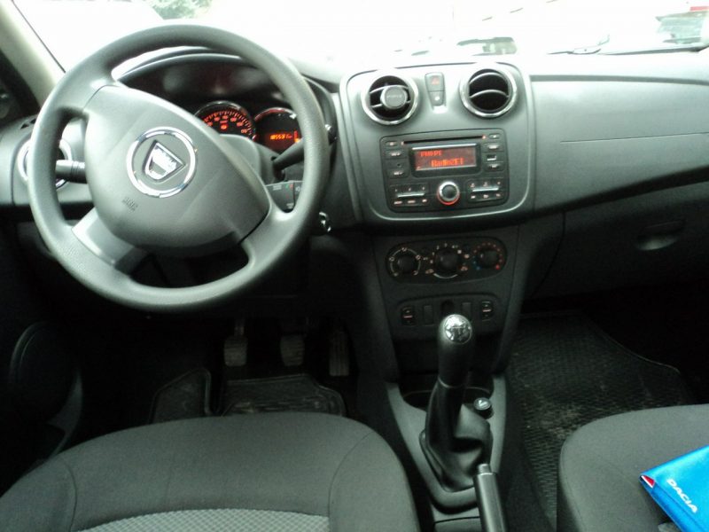 Dacia Logan sprzedam ładnego LOGANA z 2015r 1,2 B+GAZ nowy z 23r II (2012-2020)