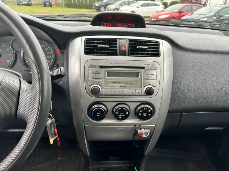 Suzuki Liana