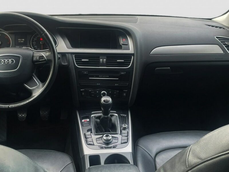 Audi A4 2.0 TDI/Skórzana tapicerka/Navi/MMI/Bixenon/Podgrzewane fotele B8 (2007-2015)