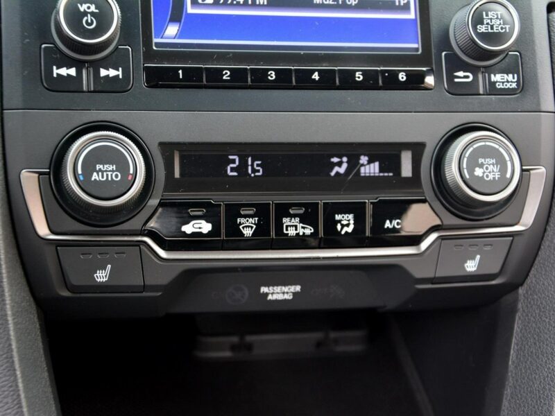 Honda Civic 1.0T (126KM)Comfort Radar ACC Ledy Kamera z Niemiec Piękna IX (2011-)