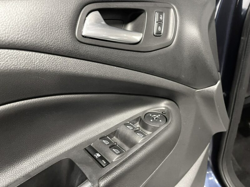 Ford Kuga 2.0TDCi 163KM TITANIUM PLUS*4x4*Klimatronic*Navi*Alu*KEYLESSGO*NiemieC II (2012-)