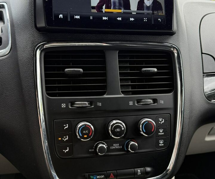 Dodge Grand Caravan 30Th/Skóra+Alcantara/Kamera cofania/Android/7os/Alu17 V (2007-)