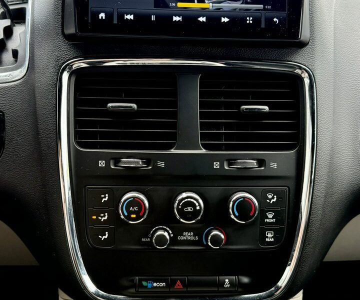 Dodge Grand Caravan 30Th/Skóra+Alcantara/Kamera cofania/Android/7os/Alu17 V (2007-)