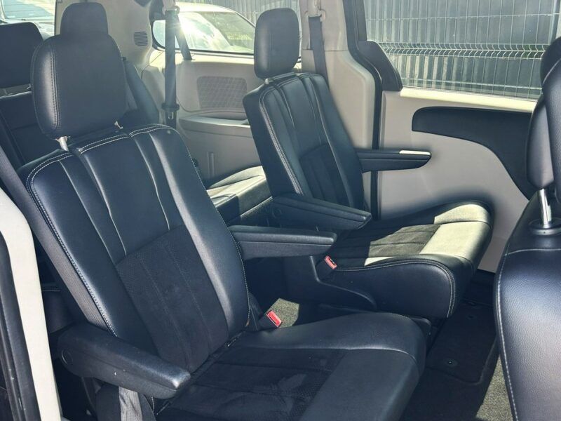 Dodge Grand Caravan 30Th/Skóra+Alcantara/Kamera cofania/Android/7os/Alu17 V (2007-)