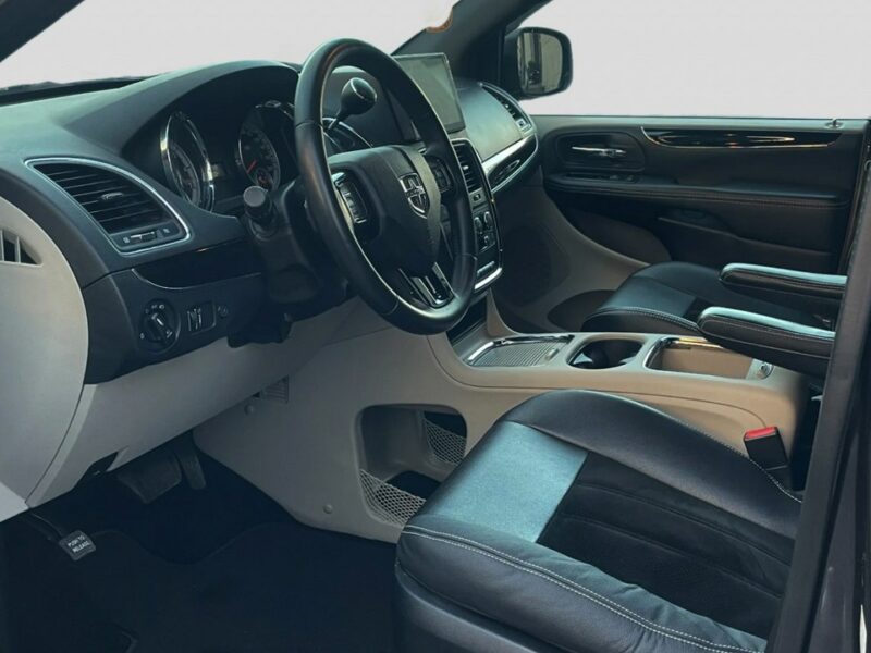 Dodge Grand Caravan 30Th/Skóra+Alcantara/Kamera cofania/Android/7os/Alu17 V (2007-)