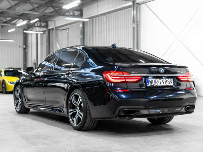 BMW 740 xDrive 320KM M-Sport. 22 000 km! Masaże. Skrętna oś. ACC. G12 (2015-...)
