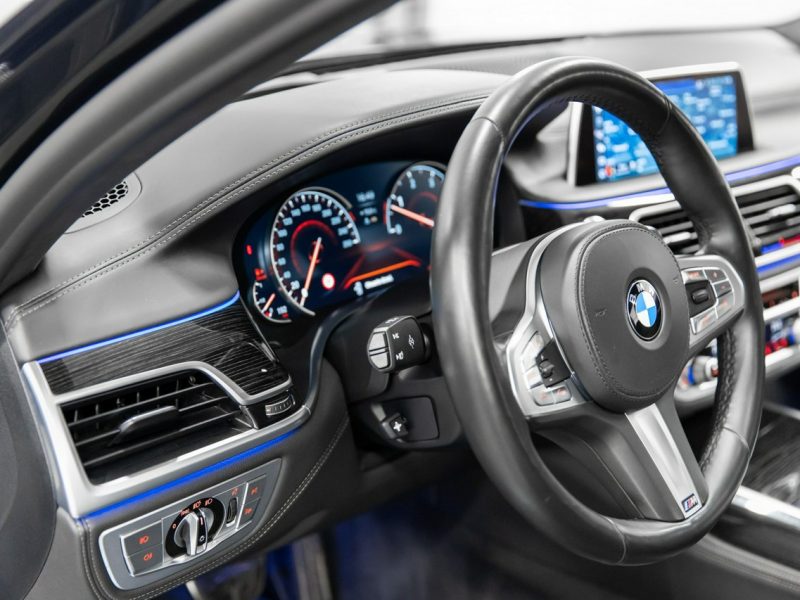 BMW 740 xDrive 320KM M-Sport. 22 000 km! Masaże. Skrętna oś. ACC. G12 (2015-...)
