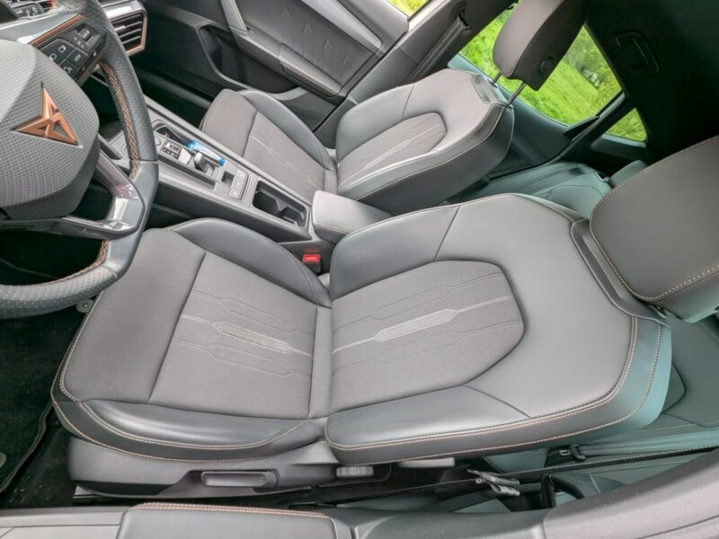 Cupra Formentor Oświetlenie ambiente, auto jak NOWE