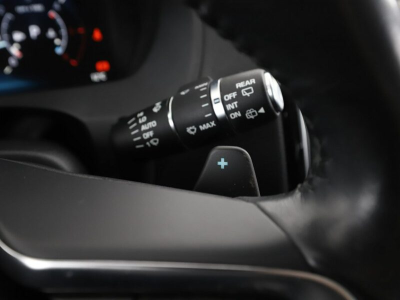 Jaguar F-PACE 20d Automat AWD Portfolio Panorama Tempomat Skóra Bi-Xenon Kamera PDC