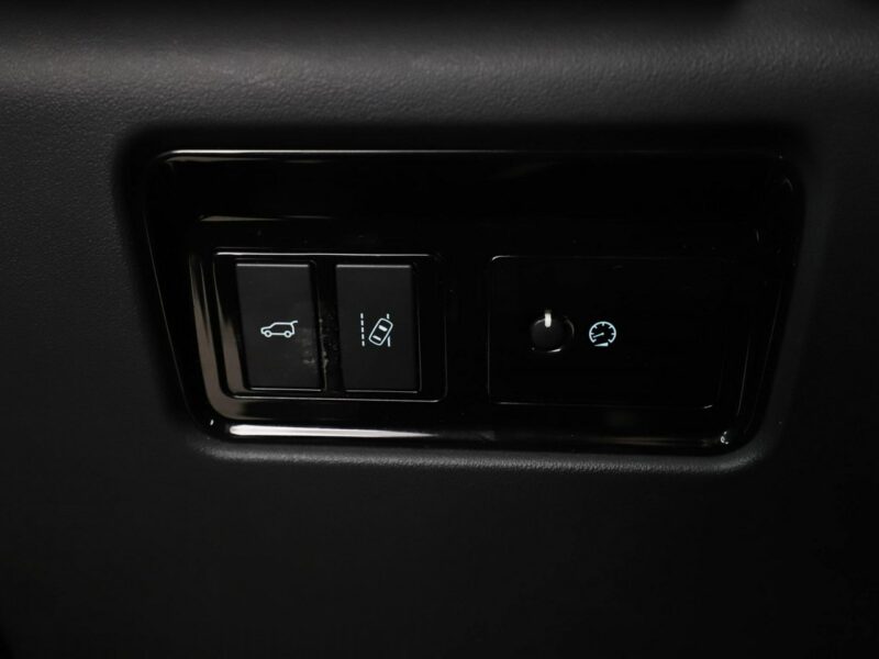 Jaguar F-PACE 20d Automat AWD Portfolio Panorama Tempomat Skóra Bi-Xenon Kamera PDC
