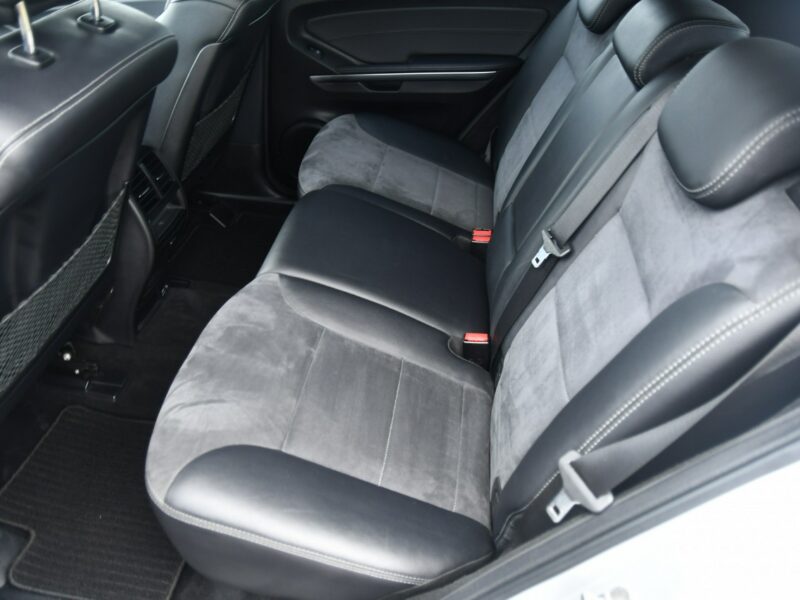 Mercedes ML 320 3,0cdi Automat,Alcantara,Navi,Podg.Fot.Klimatr 2 str.Xenony W164 (2005-)
