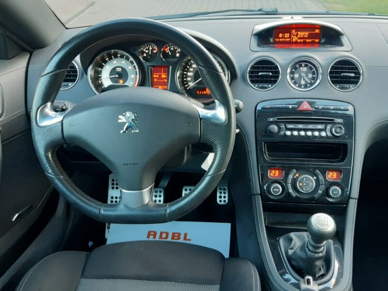 Peugeot RCZ