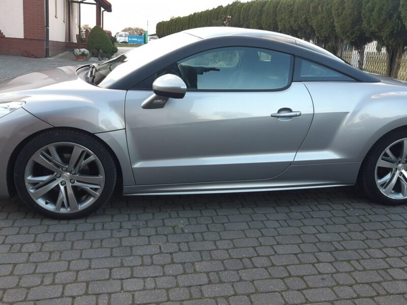 Peugeot RCZ
