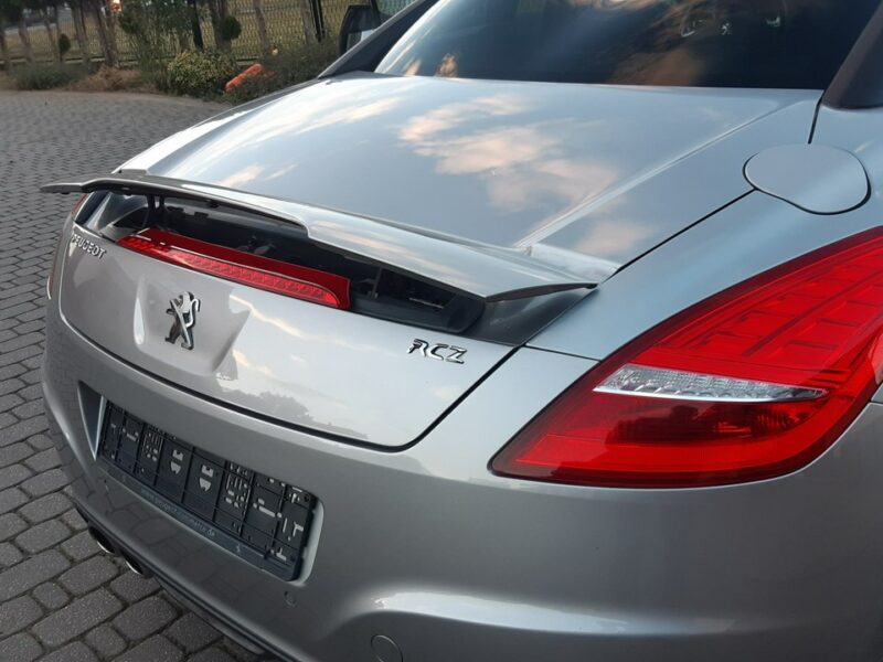 Peugeot RCZ